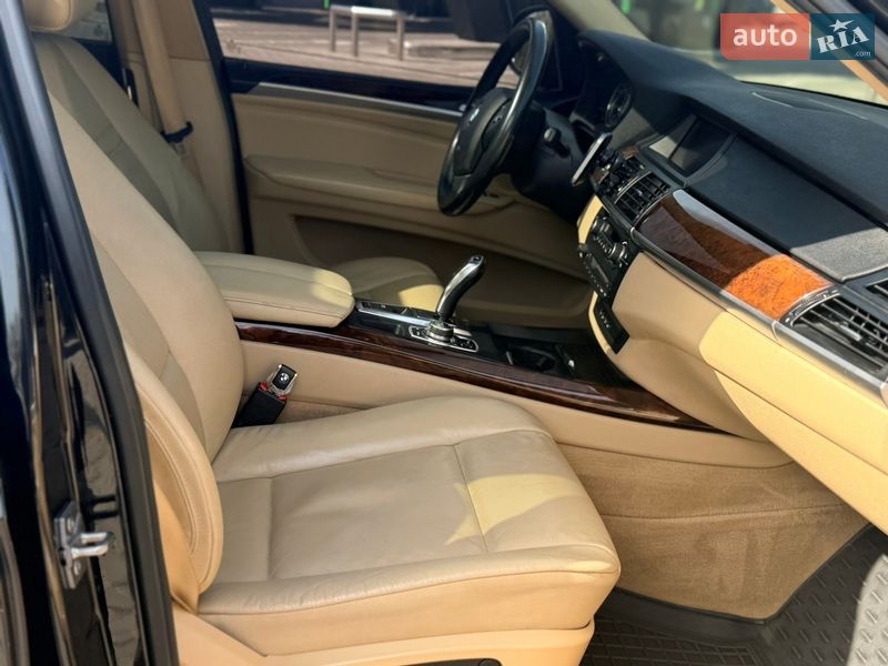 Позашляховик / Кросовер BMW X5 2012 в Одесі фото 26 Позашляховик / Кросовер BMW X5 2012 в Одесі