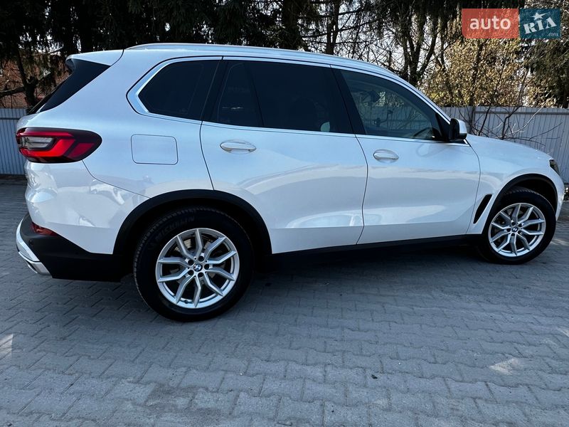 Внедорожник / Кроссовер BMW X5 2022 в Виннице