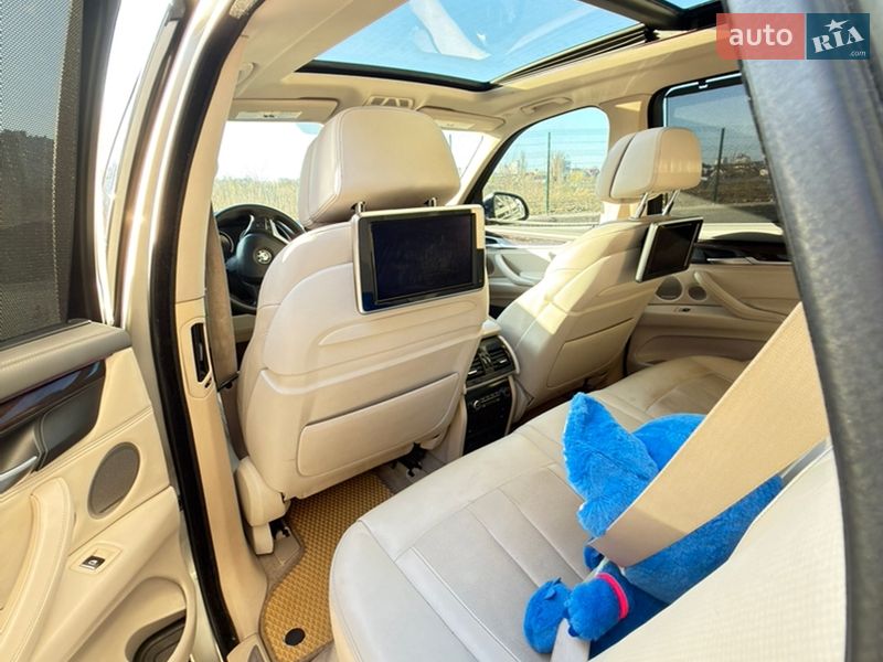 Внедорожник / Кроссовер BMW X5 2014 в Киеве