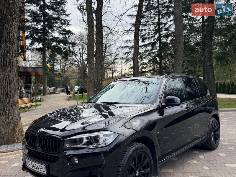 Внедорожник / Кроссовер BMW X5 2017 в Дрогобыче