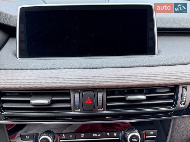 Внедорожник / Кроссовер BMW X5 2017 в Дрогобыче