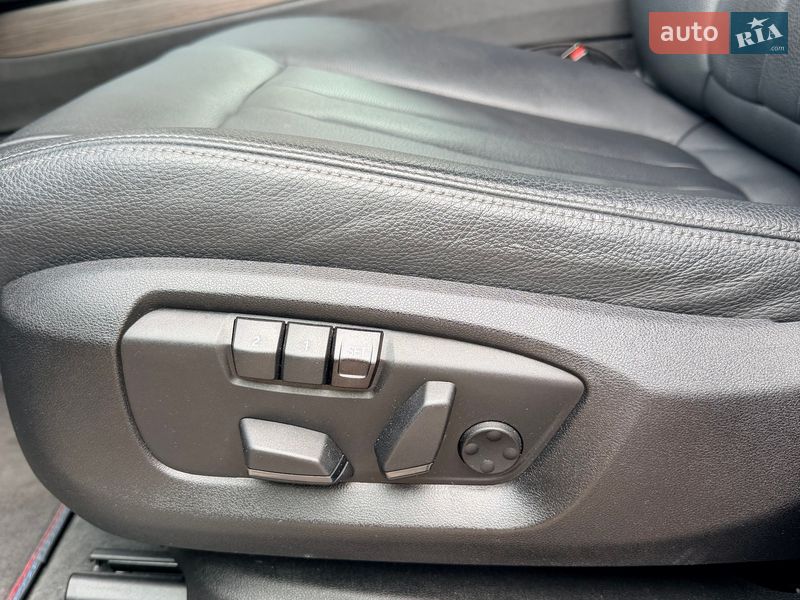 Внедорожник / Кроссовер BMW X5 2017 в Дрогобыче