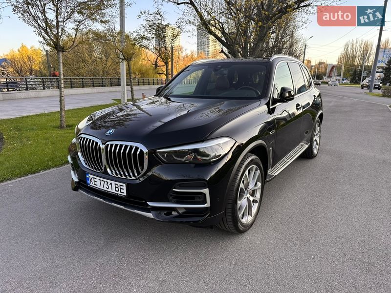 Позашляховик / Кросовер BMW X5 2022 в Дніпрі