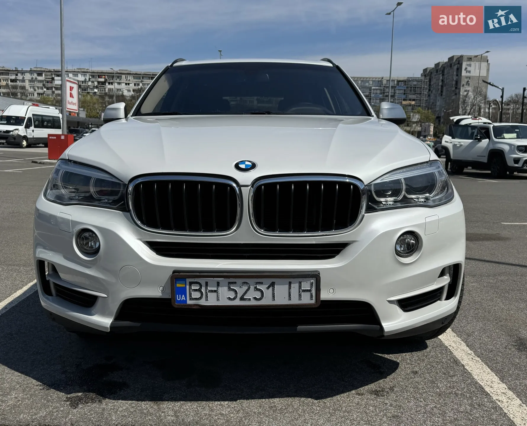 2018 BMW X5 - мініатюра 3
