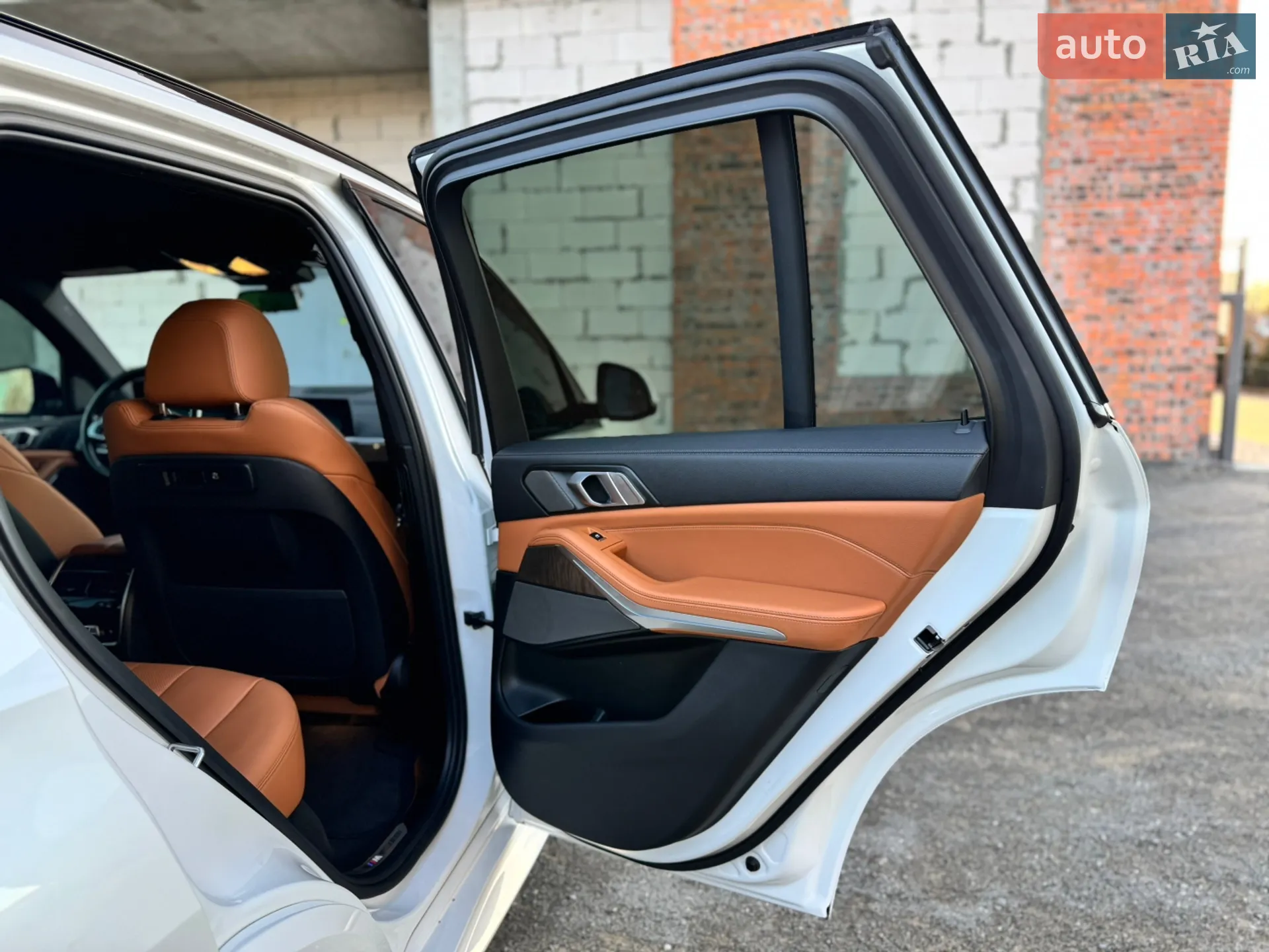 2021 BMW X5 - мініатюра 37
