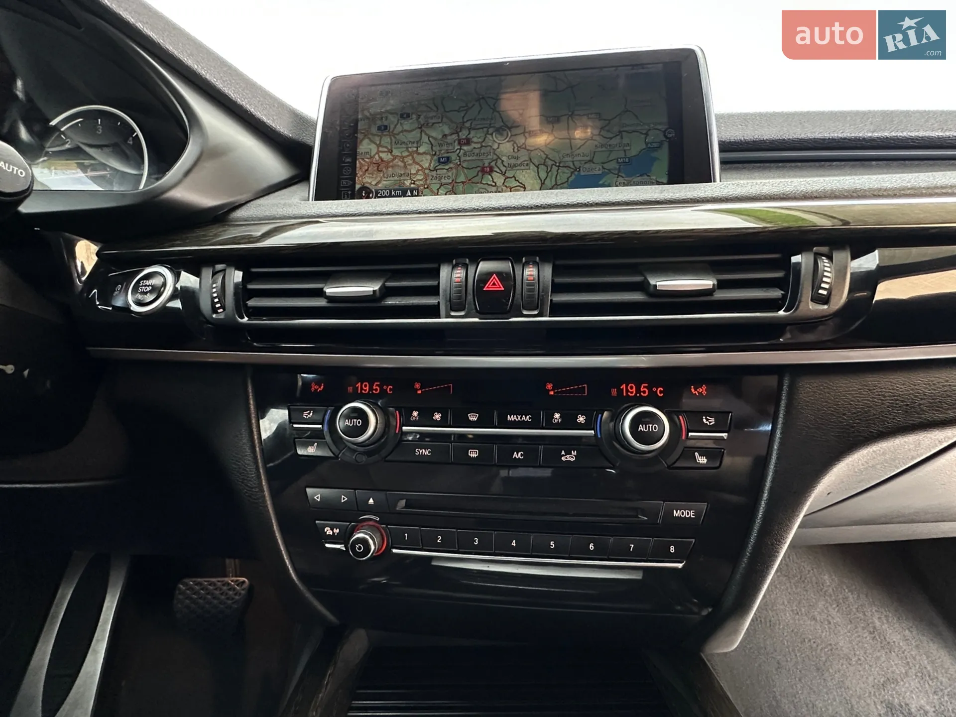 2016 BMW X5 - мініатюра 122