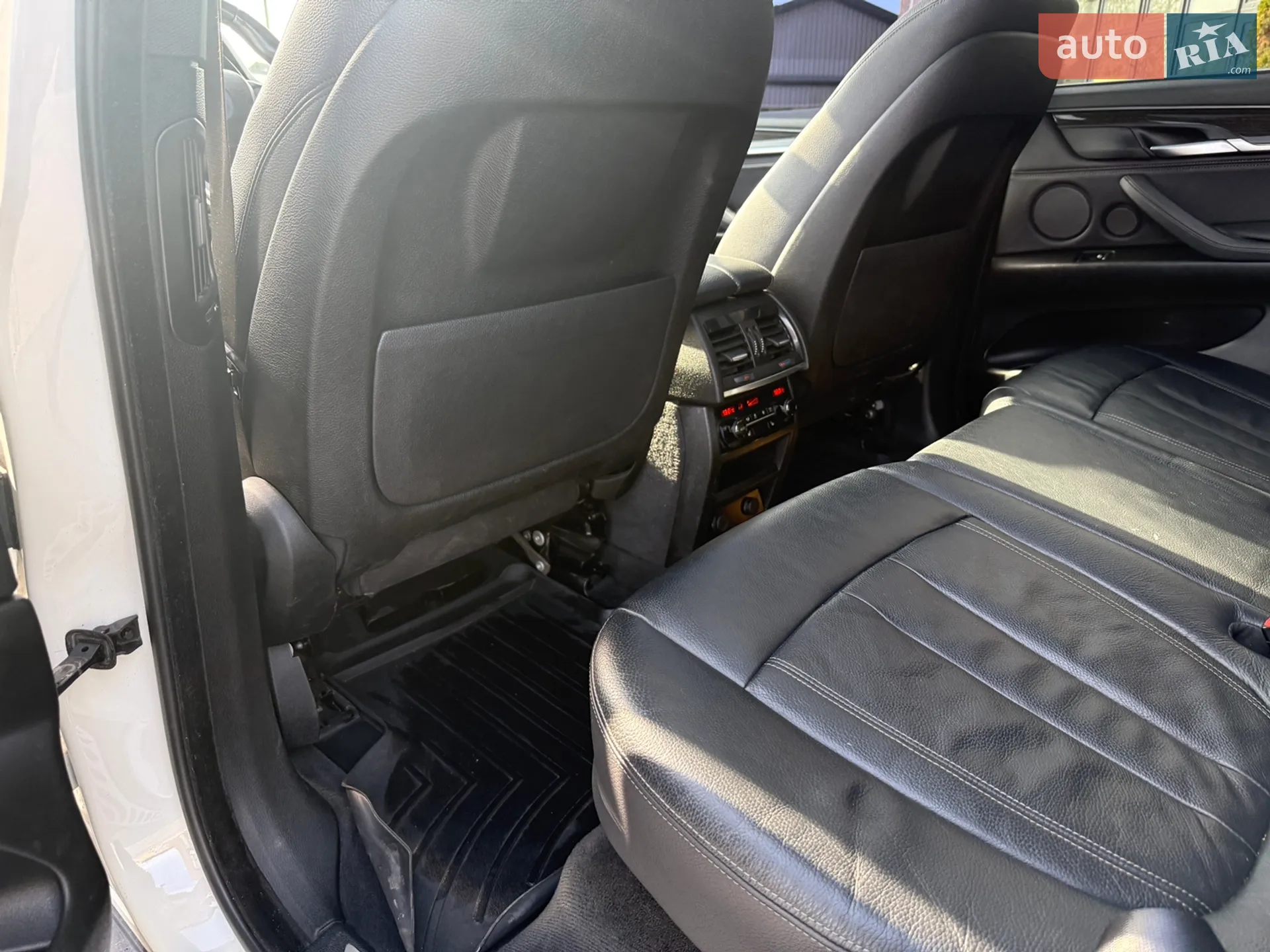 2017 BMW X5 - мініатюра 40
