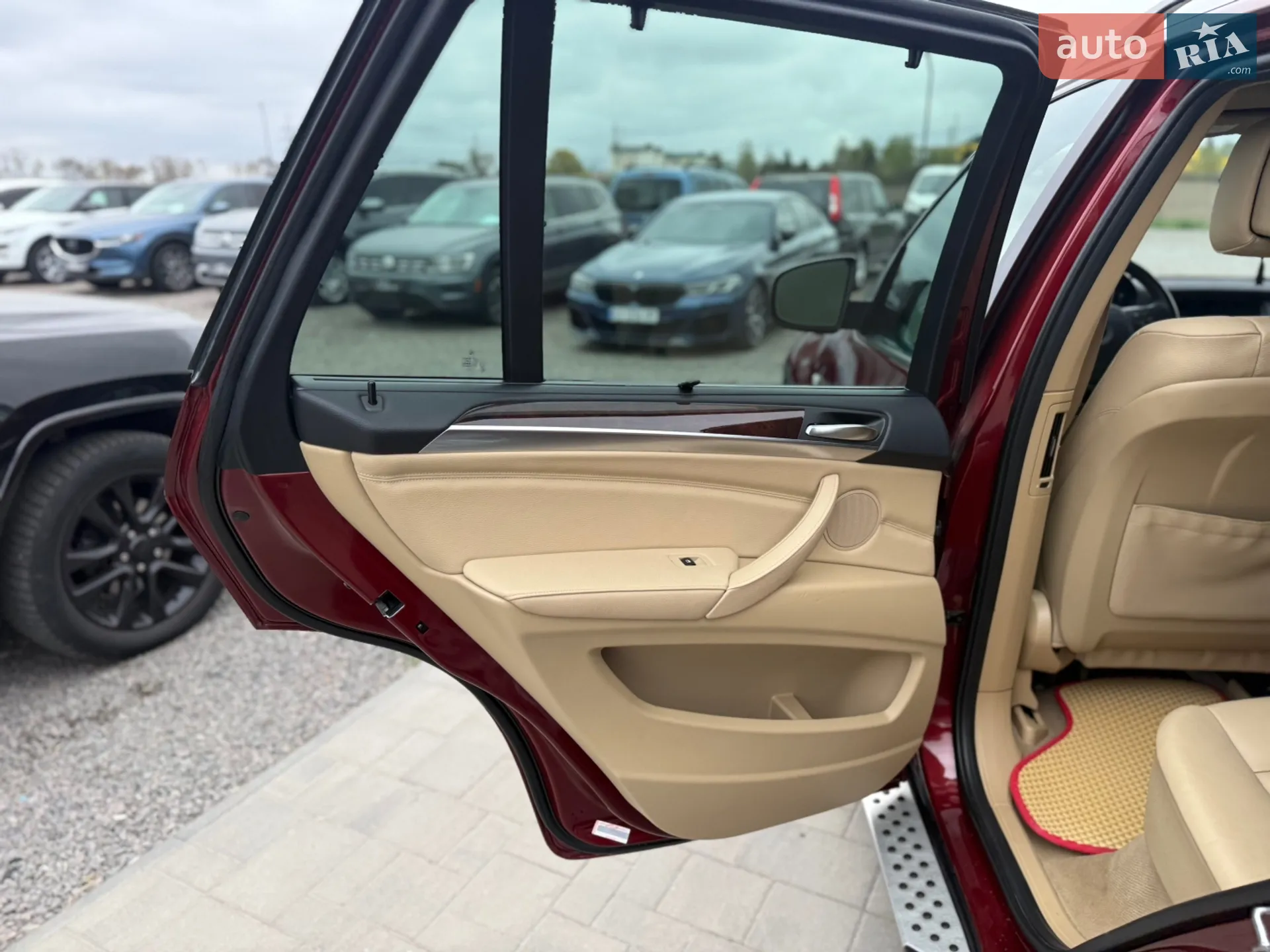 2012 BMW X5 - мініатюра 10