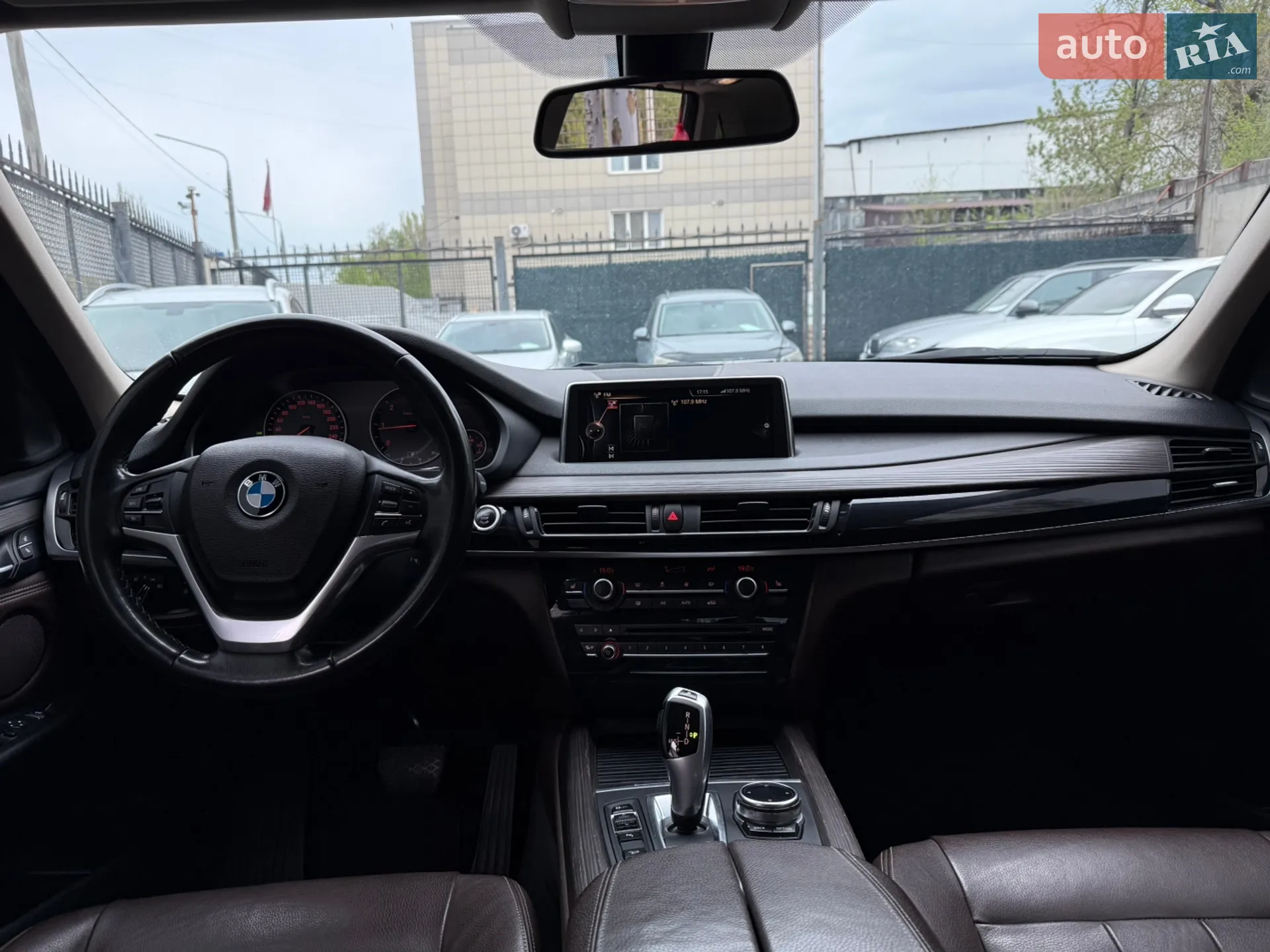 2016 BMW X5 - мініатюра 10