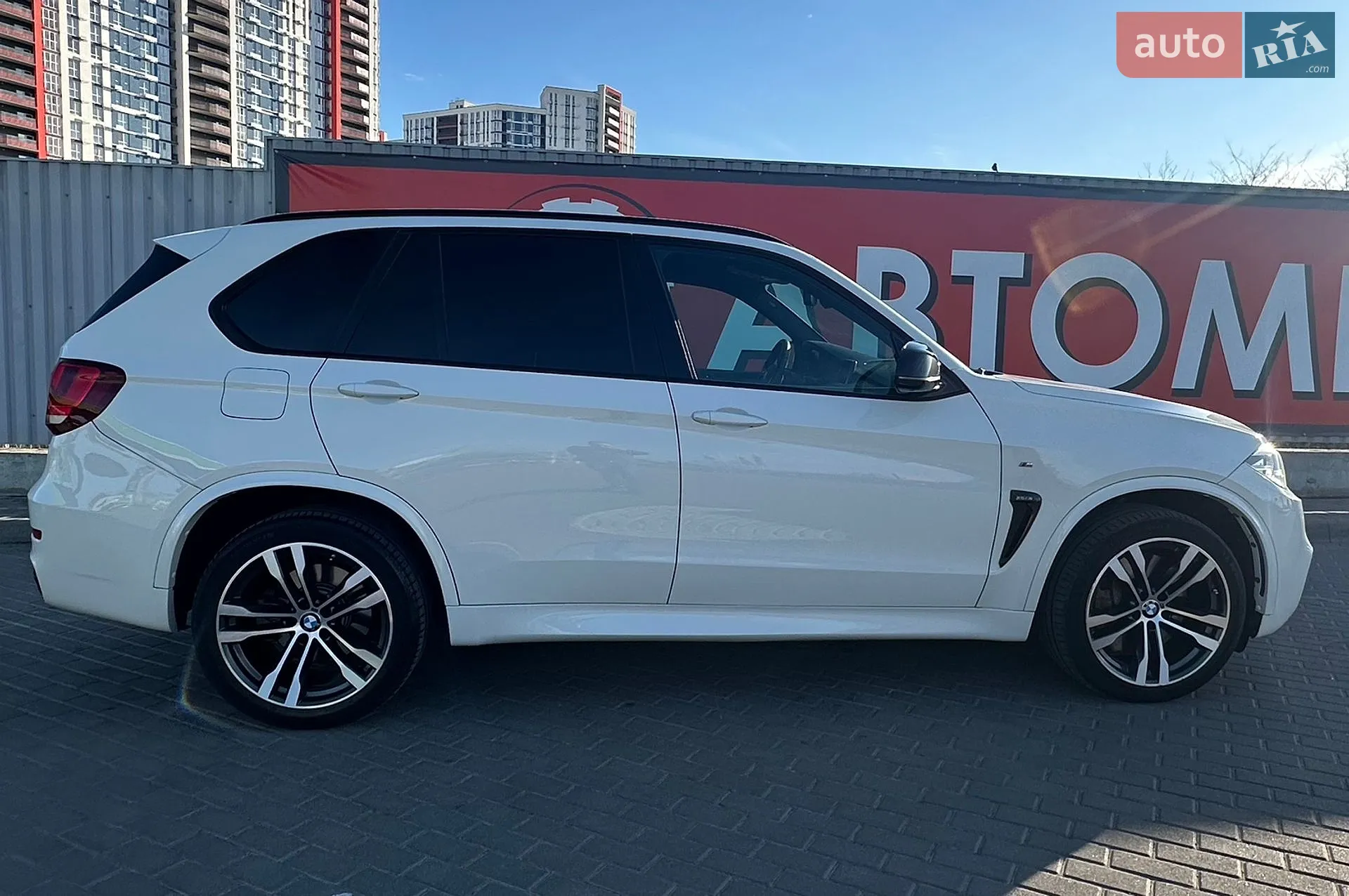 2014 BMW X5 - мініатюра 3