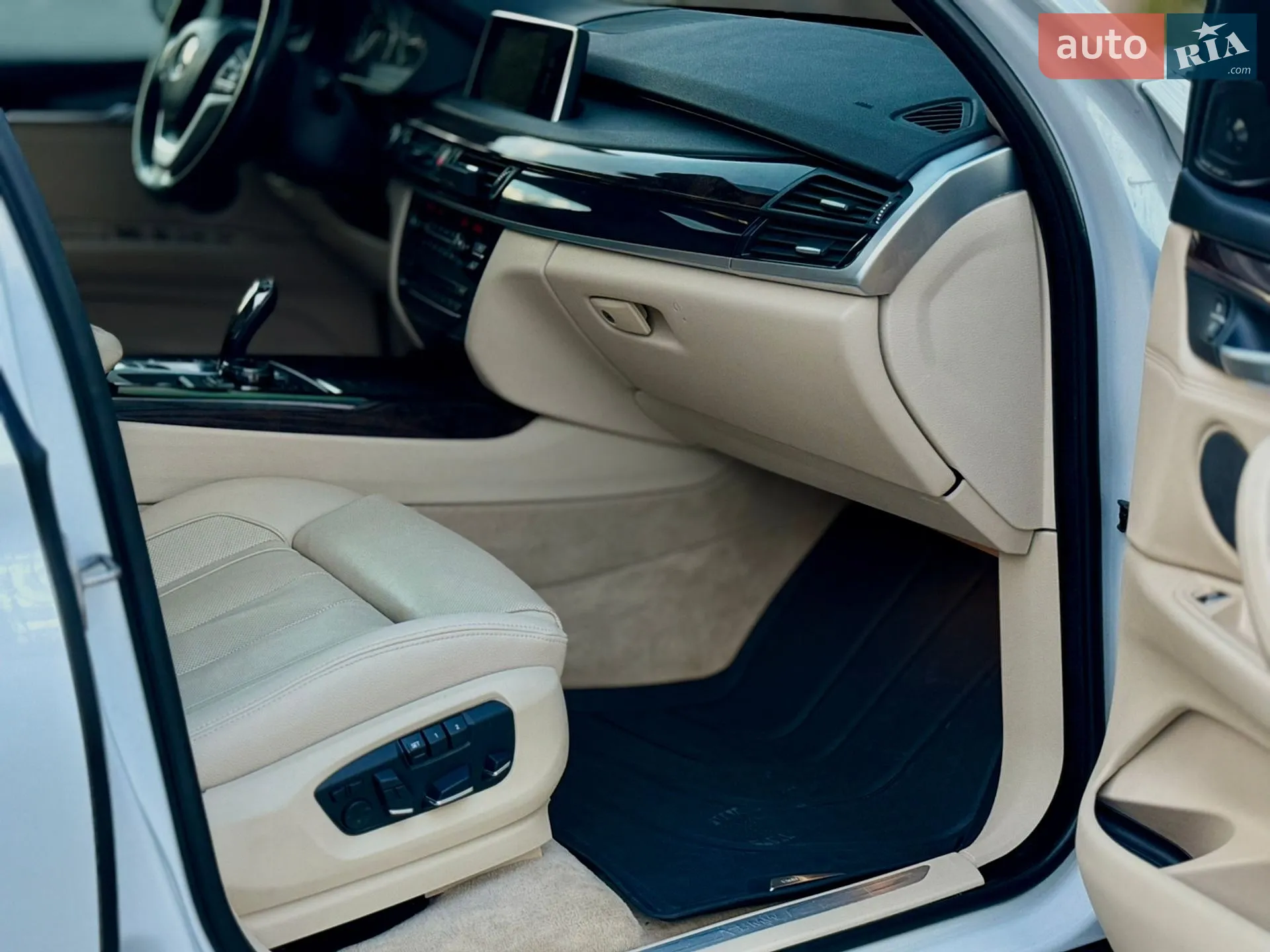 2015 BMW X5 - мініатюра 28