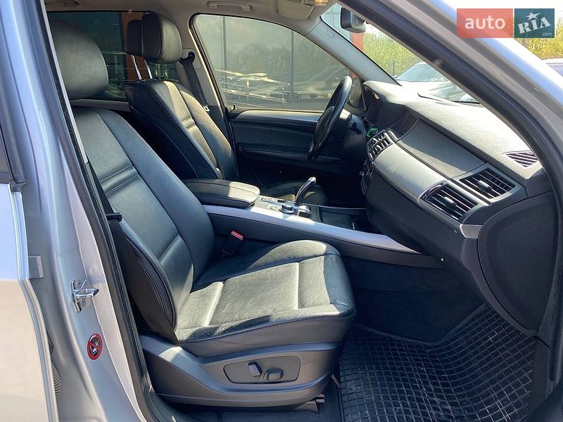 Внедорожник / Кроссовер BMW X5 2009 в Львове