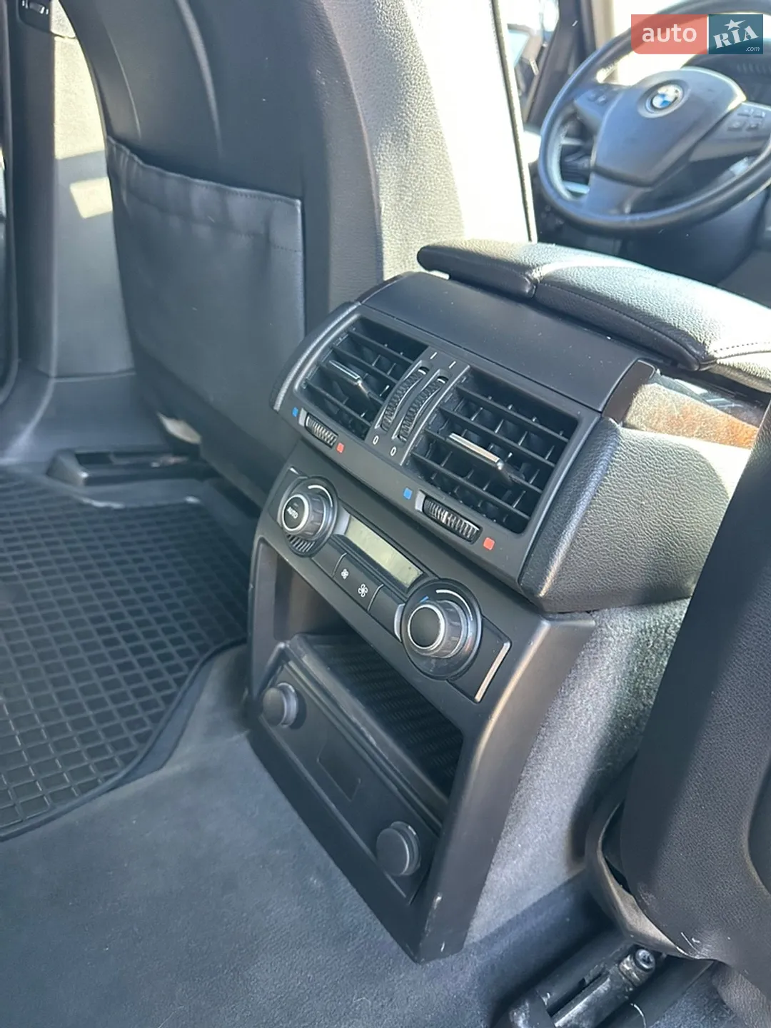 2010 BMW X5 - мініатюра 11