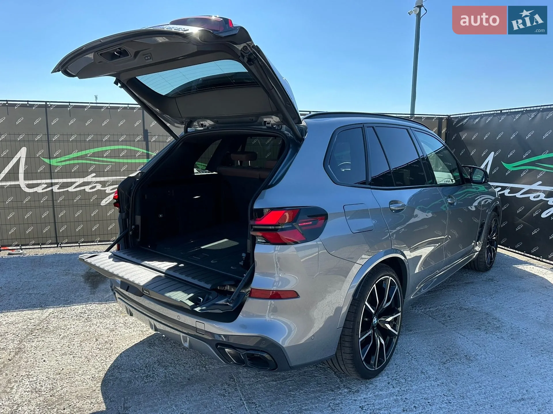 2025 BMW X5 - мініатюра 37