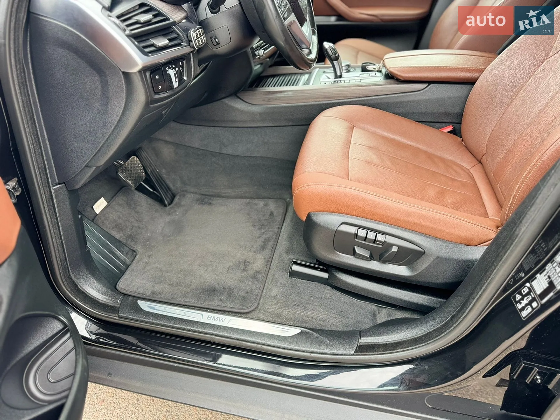 2017 BMW X5 - мініатюра 46
