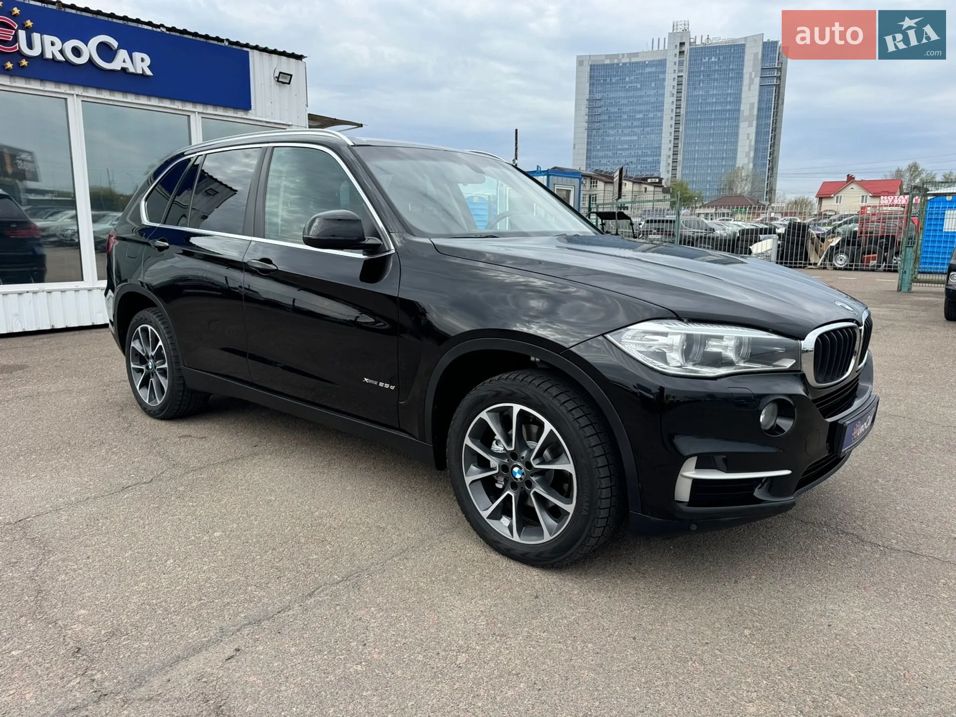 2017 BMW X5 - мініатюра 147