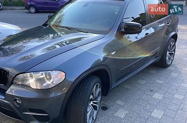 Внедорожник / Кроссовер BMW X5 2013 в Ужгороде