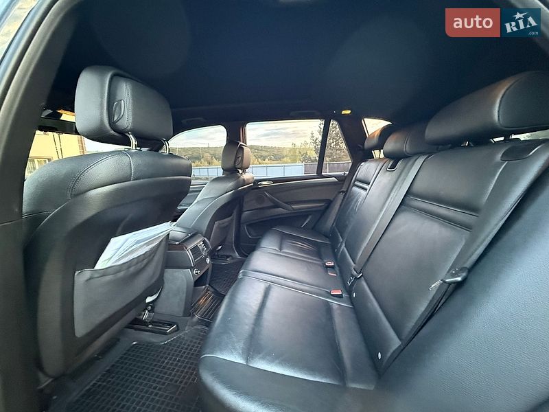 Внедорожник / Кроссовер BMW X5 2011 в Ивано-Франковске