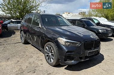 Внедорожник / Кроссовер BMW X5 2022 в Киеве