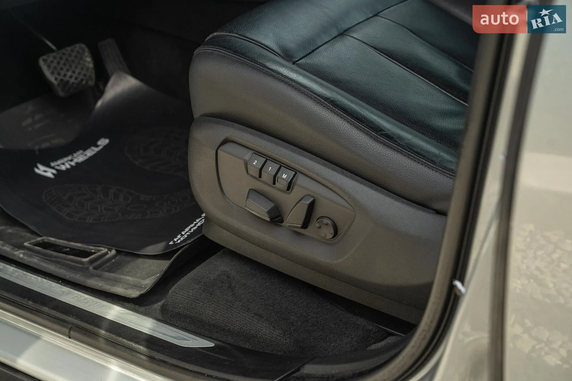 2014 BMW X5 - мініатюра 18