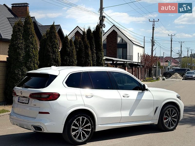 Внедорожник / Кроссовер BMW X5 2018 в Киеве