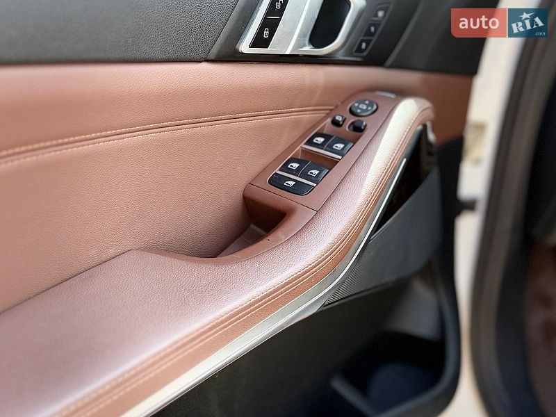 Внедорожник / Кроссовер BMW X5 2018 в Киеве