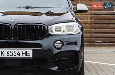 Позашляховик / Кросовер BMW X5 2015 в Луцьку