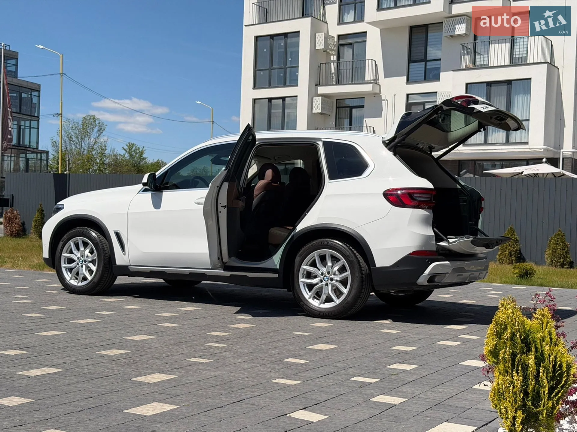 2023 BMW X5 - мініатюра 56