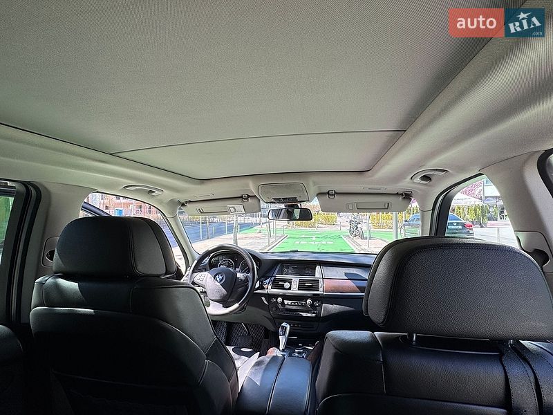 Внедорожник / Кроссовер BMW X5 2013 в Киеве