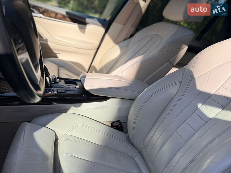 Внедорожник / Кроссовер BMW X5 2015 в Львове
