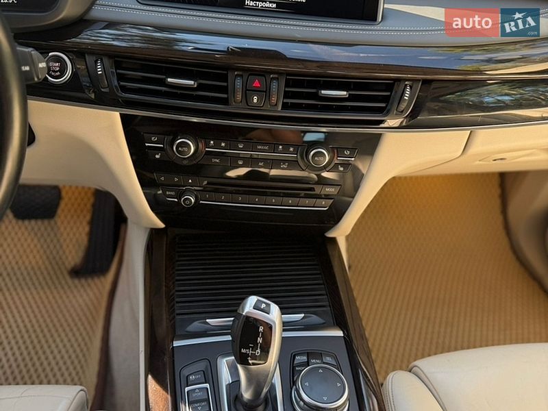 Внедорожник / Кроссовер BMW X5 2015 в Львове