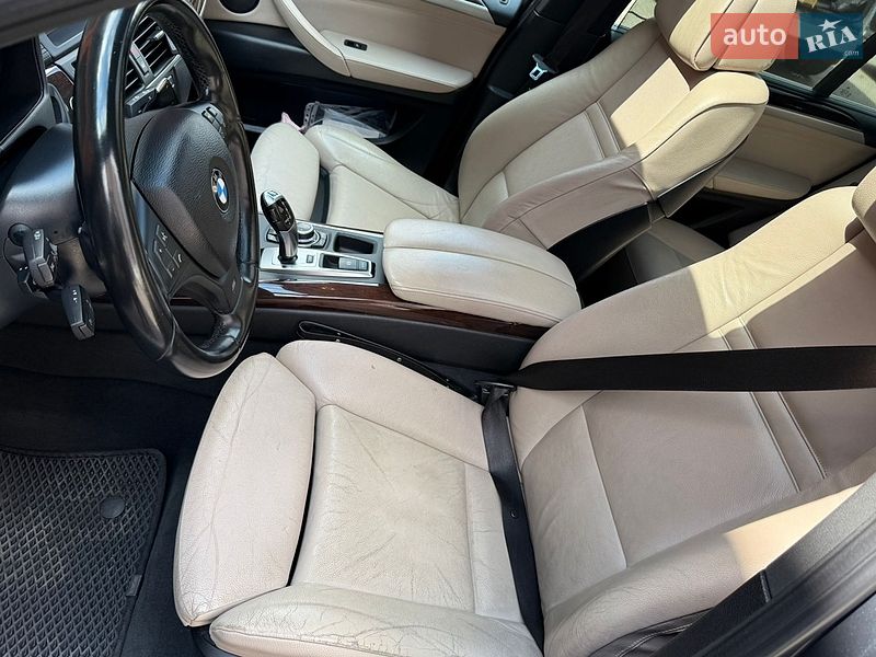 Внедорожник / Кроссовер BMW X5 2012 в Одессе