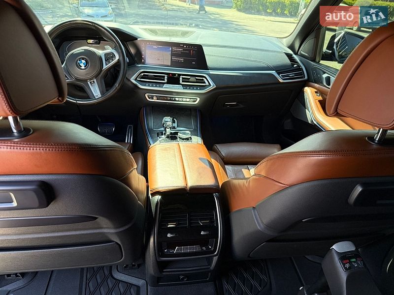 Внедорожник / Кроссовер BMW X5 2019 в Каменском