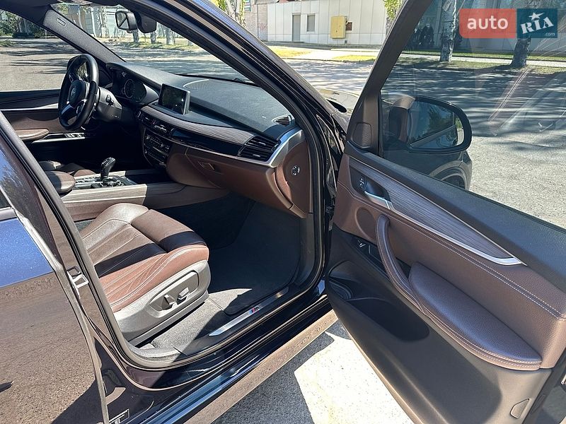 Позашляховик / Кросовер BMW X5 2015 в Миколаєві