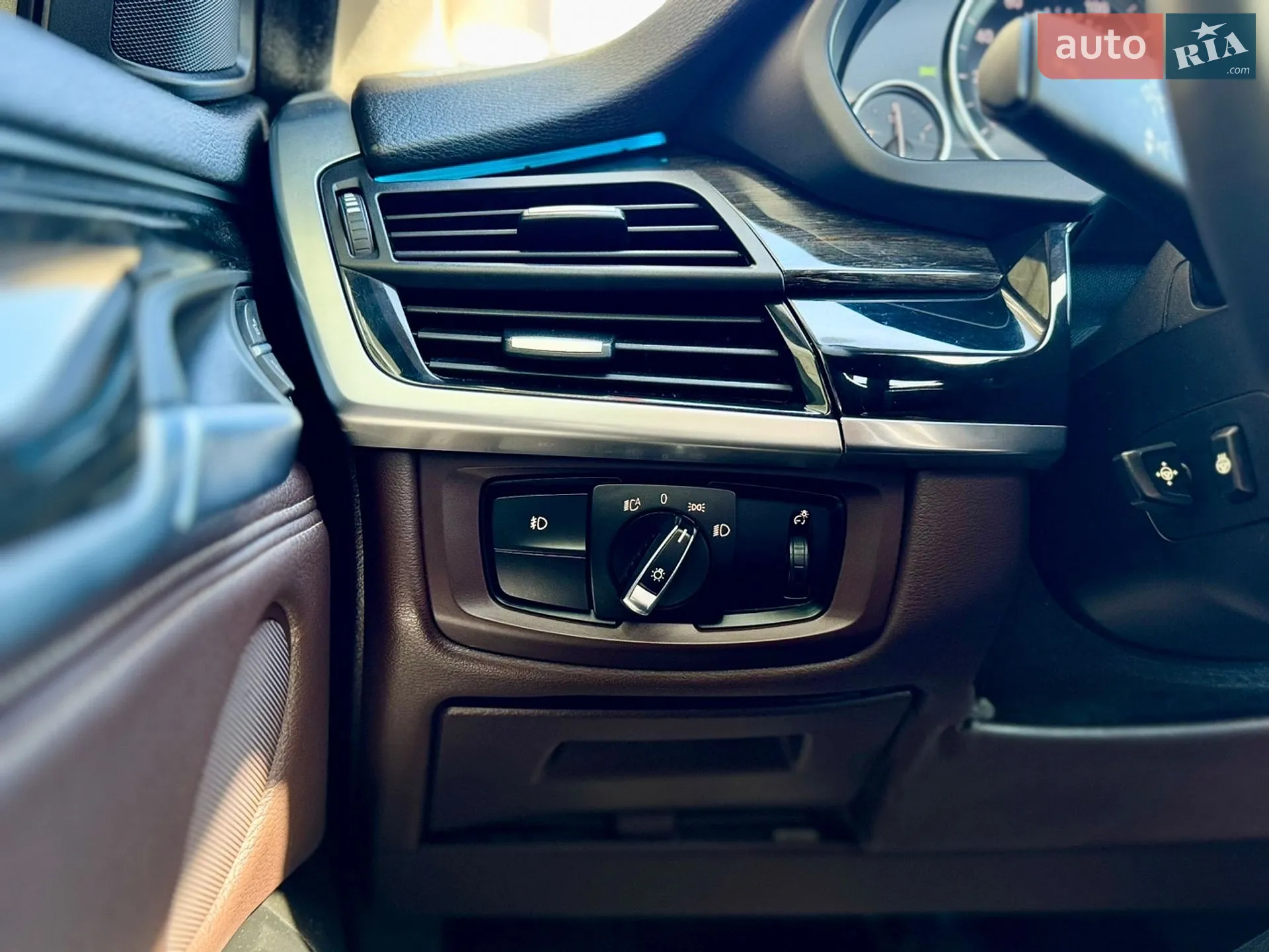 2015 BMW X5 - мініатюра 11