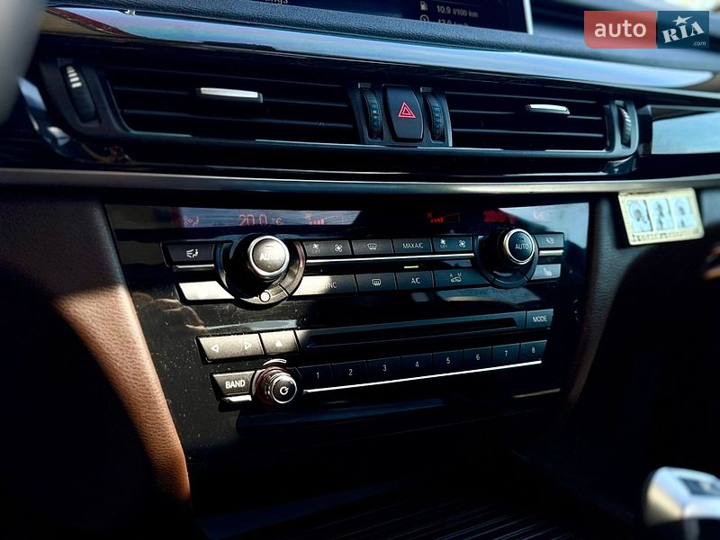 Внедорожник / Кроссовер BMW X5 2015 в Киеве