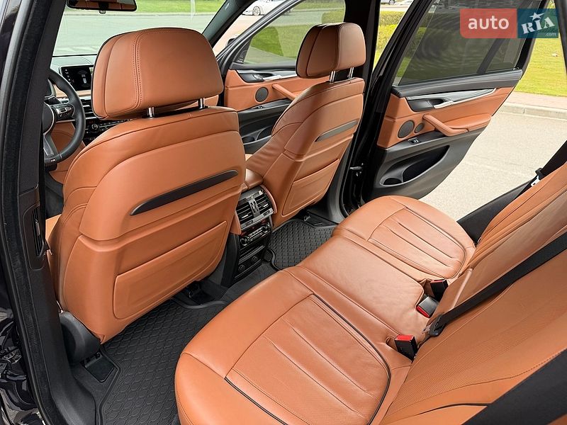 Внедорожник / Кроссовер BMW X5 2015 в Киеве