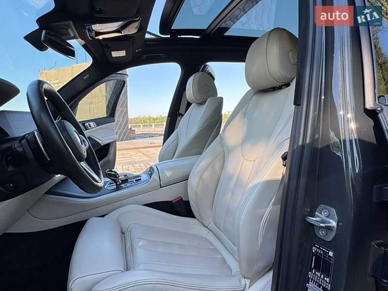 Внедорожник / Кроссовер BMW X5 2022 в Киеве