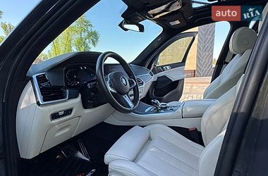 Внедорожник / Кроссовер BMW X5 2022 в Киеве