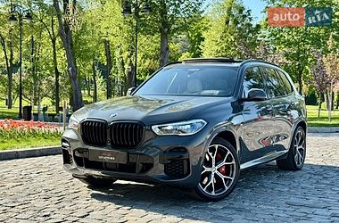 Внедорожник / Кроссовер BMW X5 2022 в Киеве