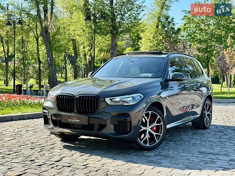 Внедорожник / Кроссовер BMW X5 2022 в Киеве