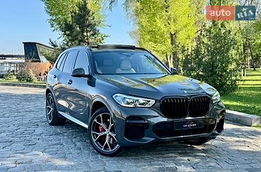 Внедорожник / Кроссовер BMW X5 2022 в Киеве