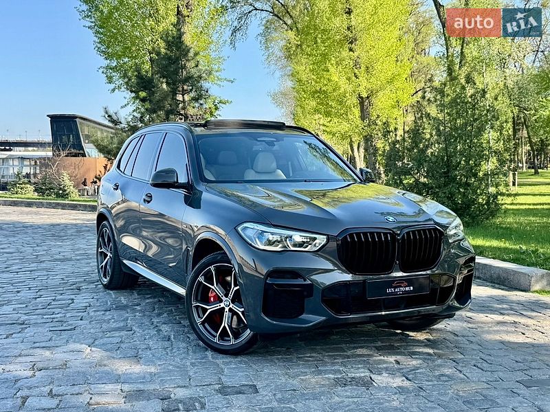 Внедорожник / Кроссовер BMW X5 2022 в Киеве