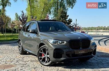 Внедорожник / Кроссовер BMW X5 2022 в Киеве