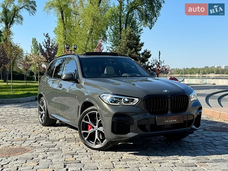Внедорожник / Кроссовер BMW X5 2022 в Киеве