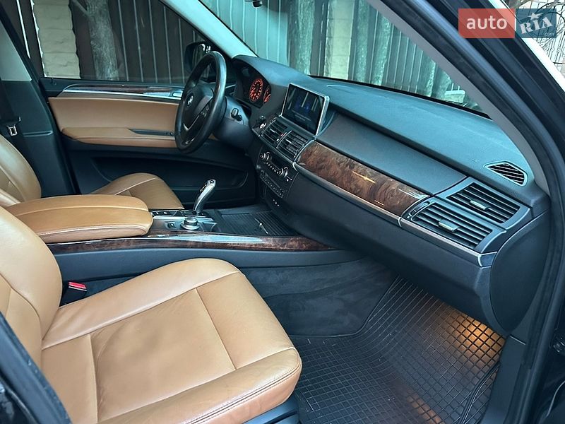 Внедорожник / Кроссовер BMW X5 2008 в Виноградове