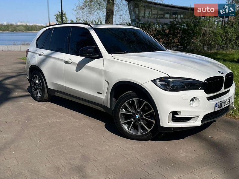 Внедорожник / Кроссовер BMW X5 2016 в Киеве