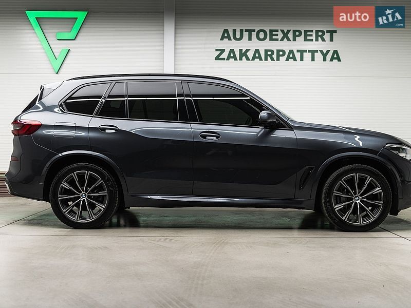 Внедорожник / Кроссовер BMW X5 2019 в Мукачево