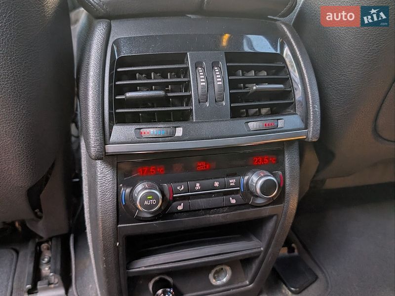 Внедорожник / Кроссовер BMW X5 2013 в Киеве