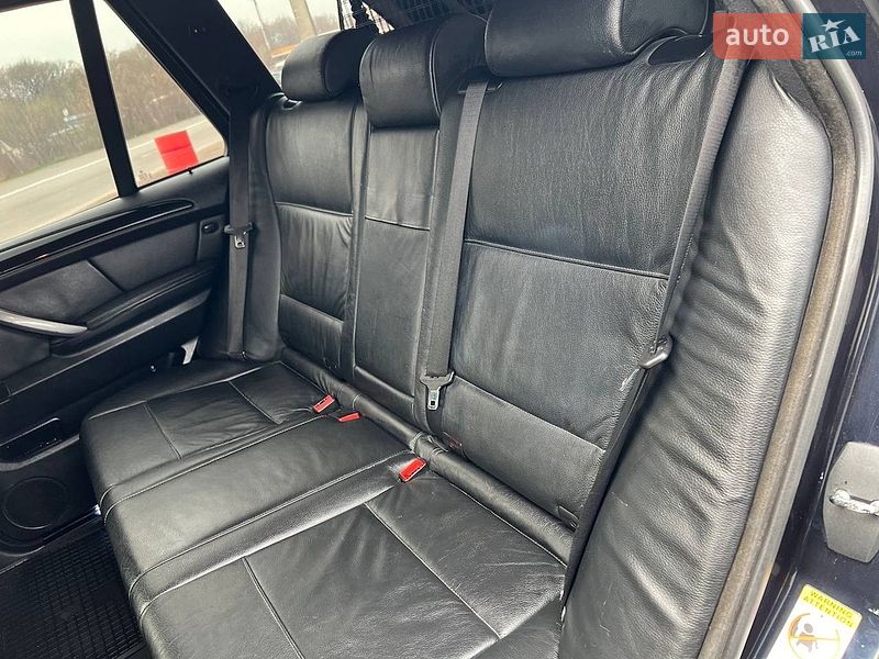 Внедорожник / Кроссовер BMW X5 2005 в Черновцах